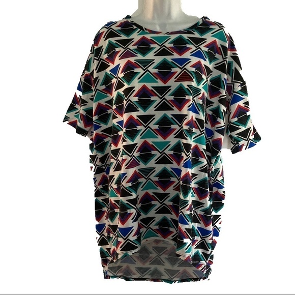 LuLaRoe Tops - Lularoe Geometric Print Irma Knit Top White Black S